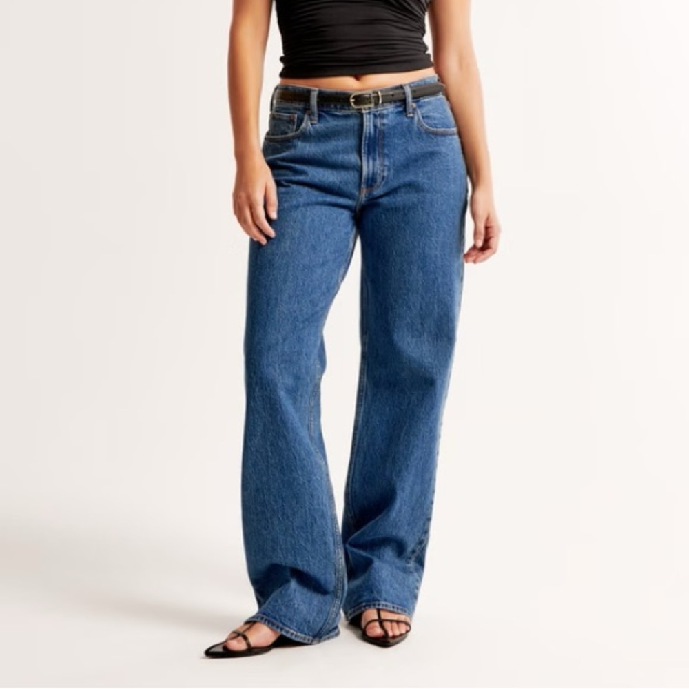 Abercrombie & Fitch Low Rise Baggy Jeans
